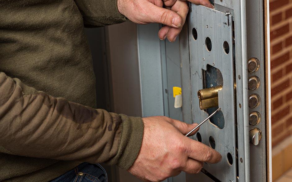 Salon-de-Provence serrurier ouverture de porte service Ankers